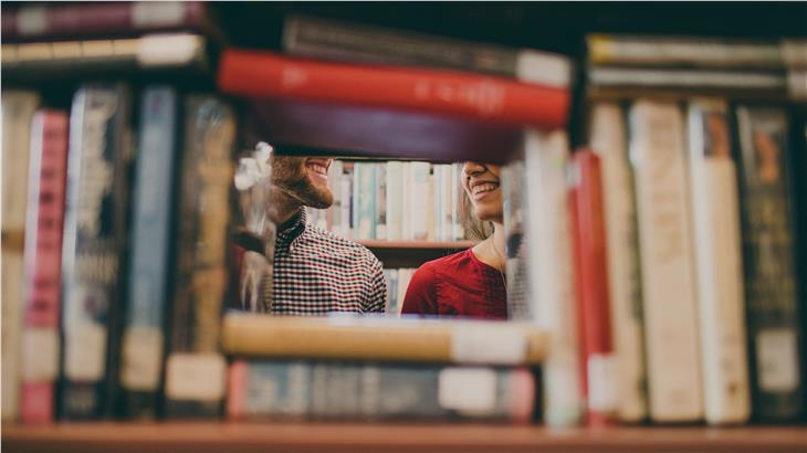 Scade il 20 dicembre il bando per 11 posti da bibliotecario in altrettante scuole dell'Alto Adige (Foto: www.pixabay.com)