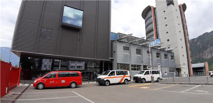 I 10 infermieri sono arrivati a Bolzano a bordo di 3 mezzi dell'Agenzia per la Protezione civile. (Foto: Protezione civile)