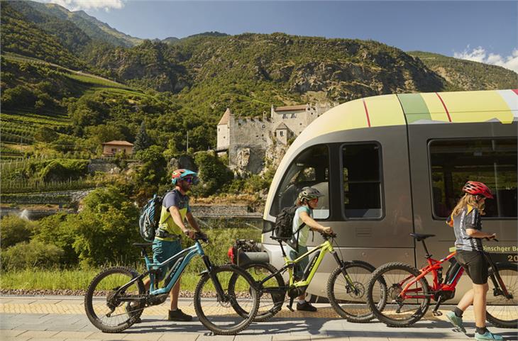 Oltre 10.000 cittadini hanno già aderito al sondaggio online sulle abitudini nella mobilità ai tempi di Coronavirus per programmare la mobilità futura. (Foto: Idm/Matt Cherubino)