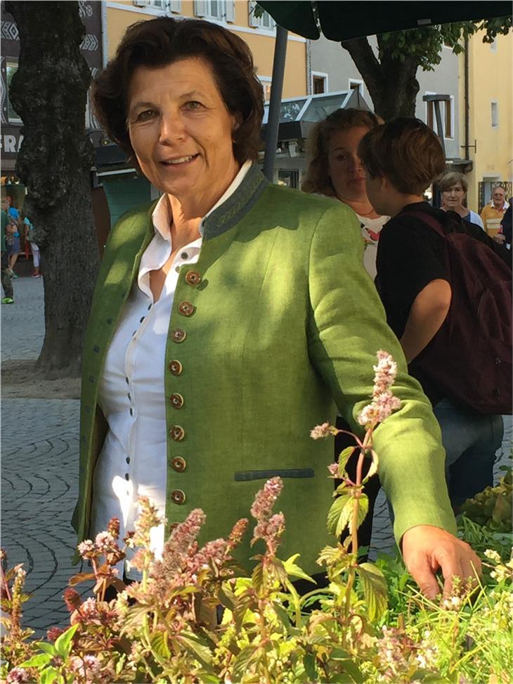 L'assessora Hochgruber Kuenzer (Foto LPA)