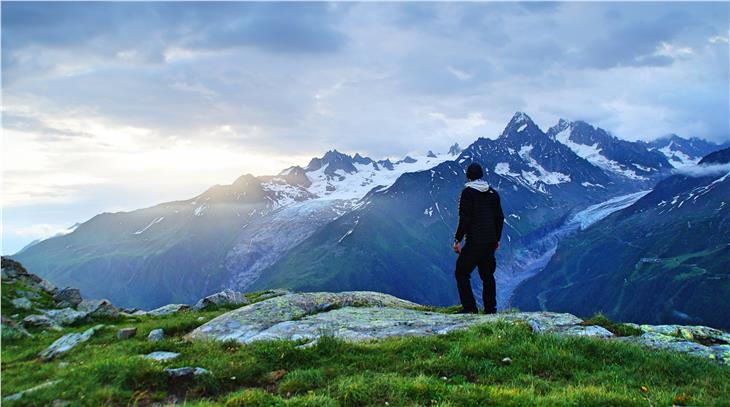 I progetti per uno sviluppo innovativo e sostenibile dell'arco alpino possono essere presentati fino al 31 ottobre 2020. (Foto: Unsplash/ Nicolas Cool)