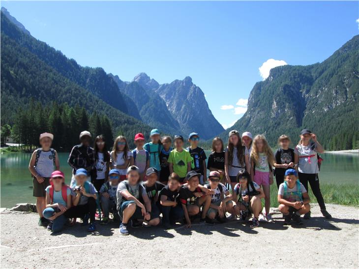 Ragazze e ragazzi che avevano partecipato ad uno dei turni del Campus delle lingue nel 2019 (Foto: ASP)