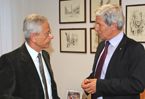 L'assessore Berger a colloquio con il questore Rotondi (Foto: Pertl)