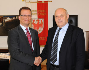 Il presidente Luis Durnwalder con il console generale polacco Krzysztof Strzalka