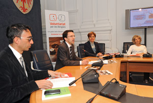 Il vicepresidente Tommasini presenta le evoluzioni del progetto di Volontariato per le lingue (FOTO: USP/A.Pertl)