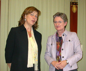 L'assessora Sabina Kasslatter Mur e la ministra austriaca Claudia Schmied