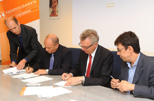 L'ass. Bizzo ha sottoscritto per la Provincia il protocollo d'intesa per inserimento lavorativo di persone svantaggiate (FOTO: USP/A.Pertl)