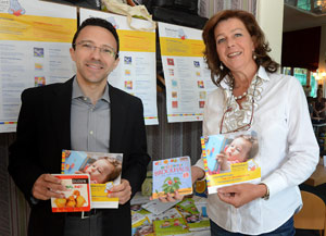 Gli ass. Kasslatter Mur e Tommasini hanno fatto un bilancio dei 5 anni di "bookstart" (FOTO: USP/A.Pertl)