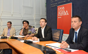 L'assessore Tommasini nel corso della conferenza stampa