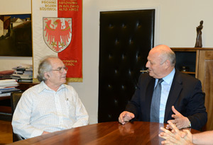 Il presidente Durnwalder con Pérez Esquivel