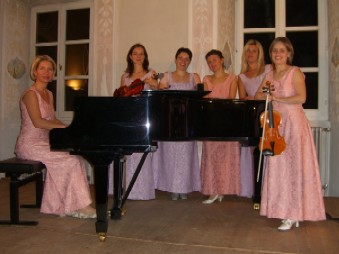 Il gruppo concertistico viennese "La Valse"
