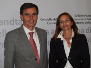 Incontro fra l'ass. Richard Theiner con la presidente dell'associazione stomizzati Carmen Natoli Purer