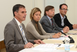L'assessore Theiner ha presentato la campagna di sensibilizazzione riguardo al numero di emergenza 118