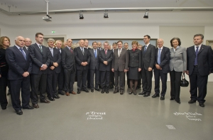 Macroregione alpina: capi di Stato e governatori regionali, tra cui il presidente Luis Durnwalder, riuniti ad Innsbruck