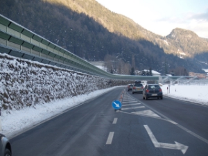 Le barriere acustiche realizzate lungo la Circonvallazione di Vandoies di Sotto.