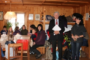 L'assessore provinciale Hans Berger ha stilato un bilancio di un modello di successo "Scuola al maso"