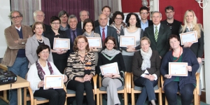 Consegnati i certificati EFQM ad 11 agenzie educative finanziate dalla Ripartizione Cultura tedesca.