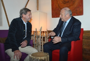 Lo sviluppo regionale e il rapporto con l'UE al centro del colloquio tra Durnwalder e Hahn (Foto Pertl)