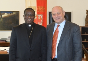 Mons. Quédraogo ed il presidente Durnwalder (FOTO: USP/A.Pertl)