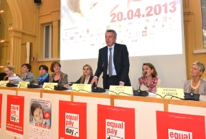 ass Bizzo: "Rendere cura paretale lavoro di valore"