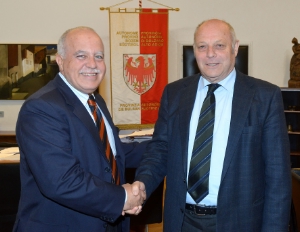 Il presidente Luis Durnwalder con il questore di Bolzano, Leonardo La Vigna