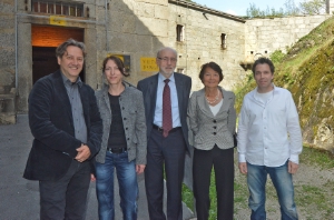 Markus Scherer, Bärbel Muhlack, Josef March, Paula Mair e Tobias Schwarzer all'inaugurazione della mostra "best architects 13" al Forte di Fortezza (Foto: USP/A.Pertl)