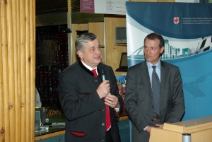 L'assessore Florian Mussner ed il presidente del consiglio scientifico del Museum, Huber, nel corso della cerimonia di inaugurazione