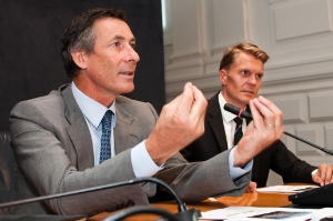 Presentazione della riforma delle aree produttive: l'assessore Widmann e il direttore BLS Stofner