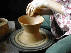 Laboratorio di ceramica al Granaio di Cadipietra