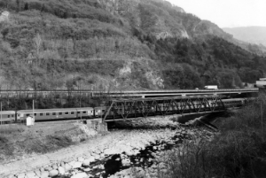 Il ponte Röthele in un'immagine di Walter Niedermayr del 1991