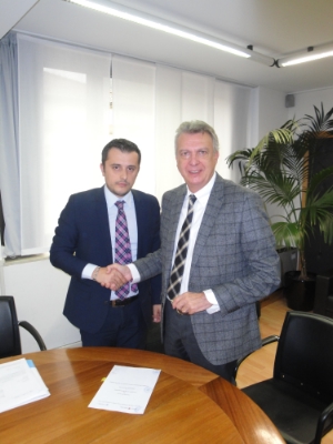 L'assessore Roberto Bizzo con Enrico Rossi di CreditAgri