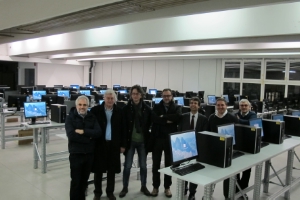 Ripartizione informatica al lavoro per testare e installare i nuovi computer noleggiati dalla Provincia