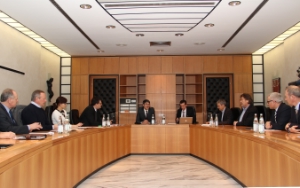 L'incontro a Palazzo Widmann fra il Presidente Arno Kompatscher e i vertici del Wirtschaftsring