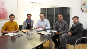 L'assessore Achammer con i rappresentanti del gruppo Praxigruppe InterCultura