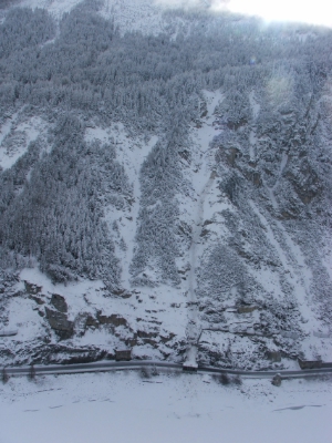 Strada fra S.Valentino alla Muta e Curon Venosta riaperta al traffico dopo la frana (Foto: Uff. Geologia e prove materiali)
