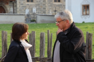 Internet ad alta velocità a San Sigismondo: l'assessore Waltraud Deeg a colloquio con il sindaco di Chienes Reinhard Niederkofler