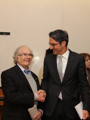 Un premio Nobel a Palazzo Widmann: Arno Kompatscher accoglie Adolfo Perez Esquivel