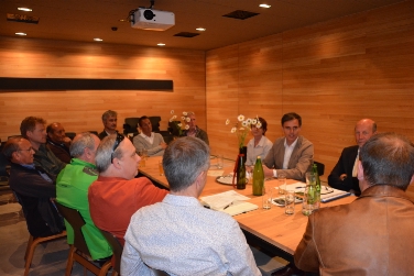 L'assessore Theiner a colloquio con i rappresentanti di Comuni e categorie interessate