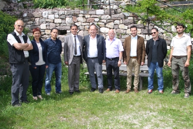 L'assessore Richard Theiner con i vertici del Parco naturale Monte Corno