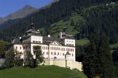 Castel Wolfsthurn