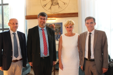 Incontro a Roma sull'energia: da sinistra, il direttore dell'APPA Flavio Ruffini, il deputato Albrecht Plangger, il ministro Federica Guidi e l'assessore Richard Theiner. Foto USP/Katharina Tasser