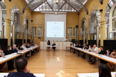 Giunta approva due documenti su trasparenza e contatti con i cittadini