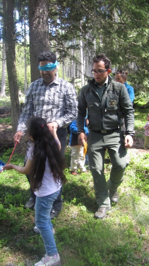 Un'immagine di una delle escursioni organizzate nell'ambito dell'iniziativa "La natura ci avvicina"