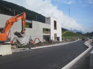 Prende forma la nuova stazione dei treni a Versciaco