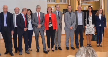 L'assessora Martha Stocker con alcuni dirigenti della sanità provinciale all'inizio della conferenza stampa