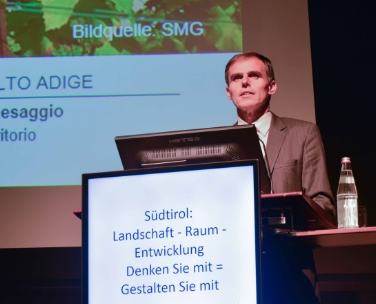 Domani a Merano, ultimo incontro pubblico con l'assessore Richard Theiner