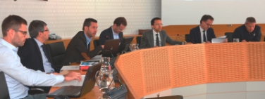 A Brunico l'ass.Tommasini ha presentato il programma delle opere pubbliche a Comunità comprensoriale (Foto: USP/A.Mair)