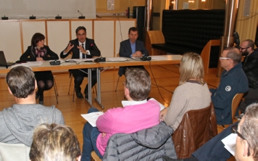 Presentato il progetto di innovazione della PA: l'assessora Deeg, il presidente Kompatscher e il direttore generale Hanspeter Staffler (Foto: USP/chr)