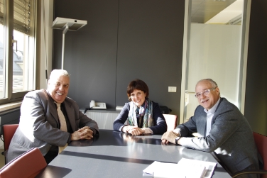 L'assessora Deeg con Bertignoll e von Dellemann (a destra) - Foto: USP/Karin Leiter