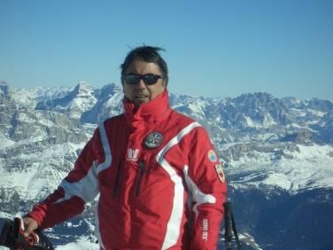 Claudio Zorzi risponde a domande sulla sicurezza sulle piste da sci (Foto USP/Euregio)